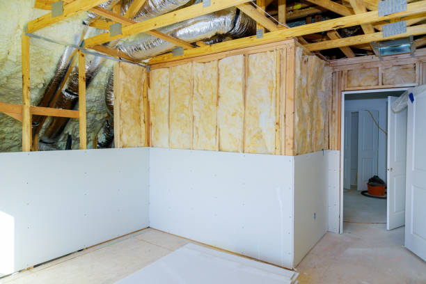 Best Spray Foam Insulation  in Hammond, WI